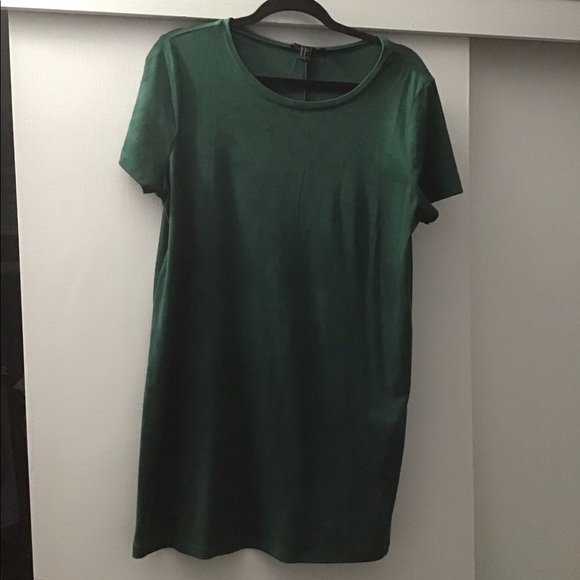 Forever 21 Dresses & Skirts - Green T-shirt dress Forever 21 Dresses & Skirts - Green T-shirt dress